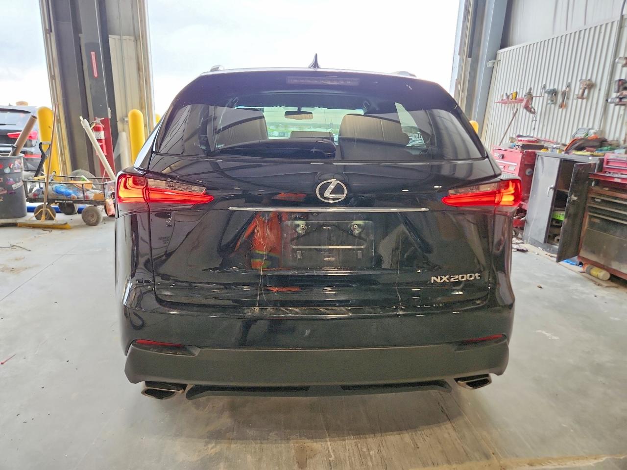 Lexus NX 200t