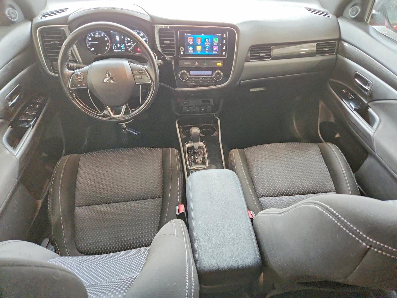 Mitsubishi Outlander Se