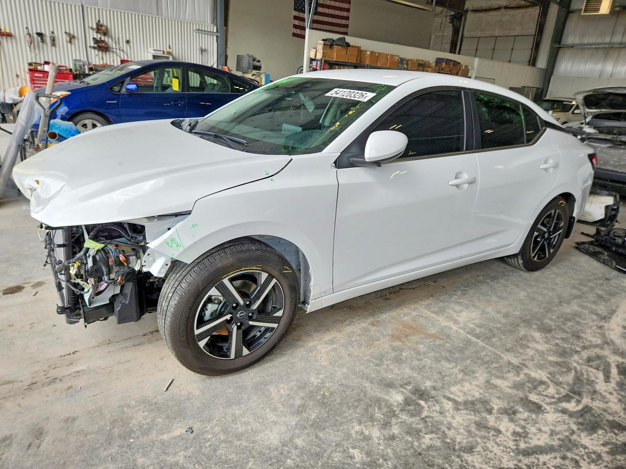 Salvage Nissan Sentra Image