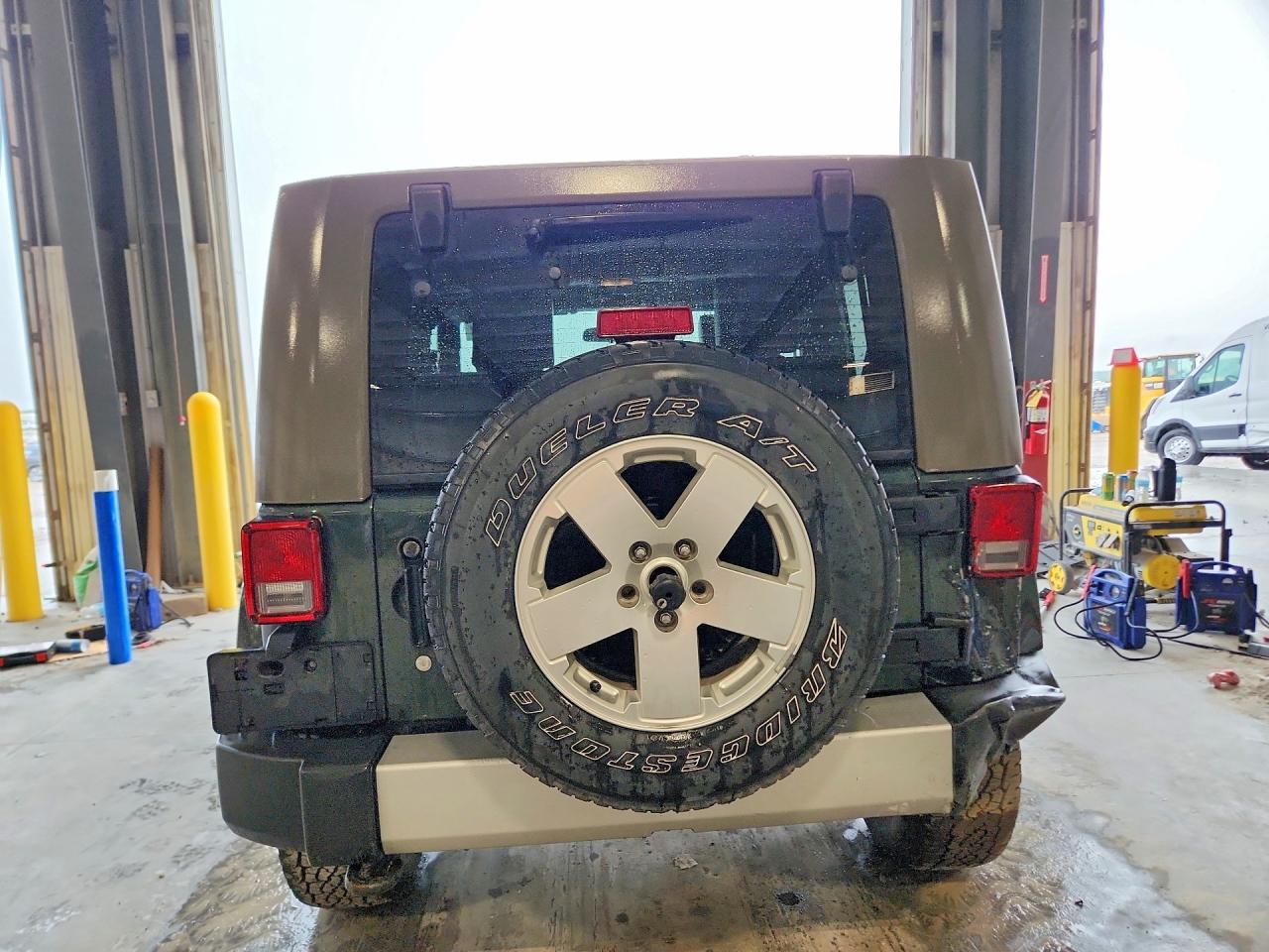 Jeep Wrangler Sahara