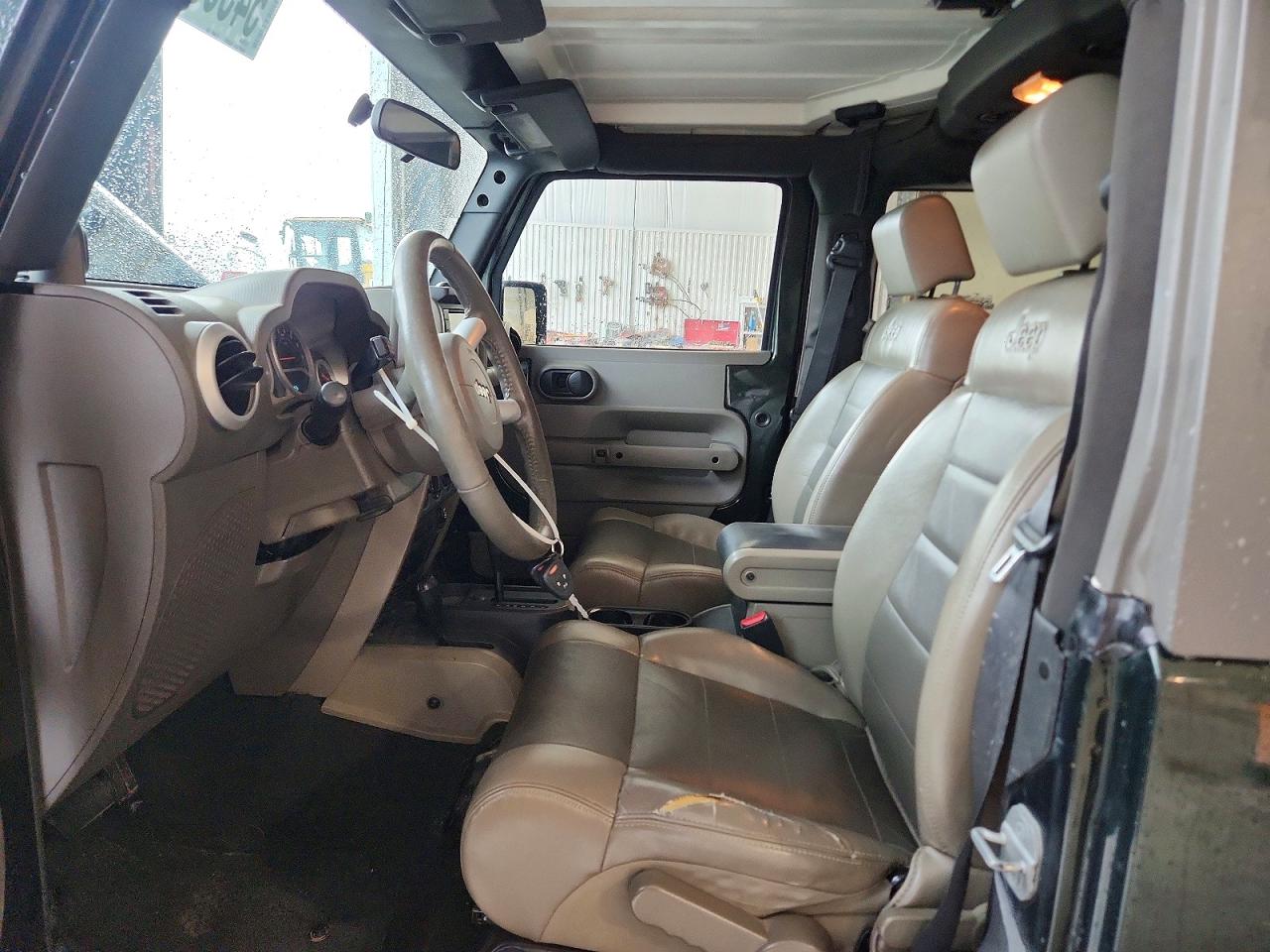 Jeep Wrangler Sahara