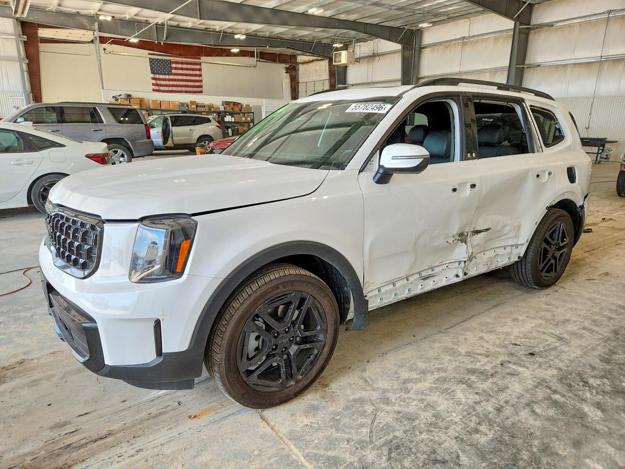 Salvage Kia Telluride Image