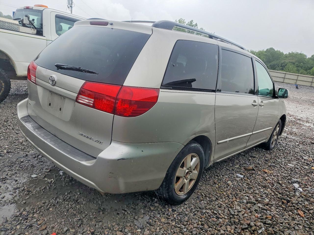 Toyota Sienna Xle 7 Passenger