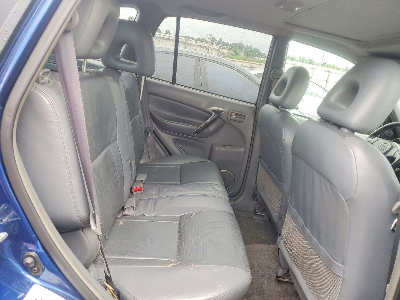 Toyota RAV4 Base