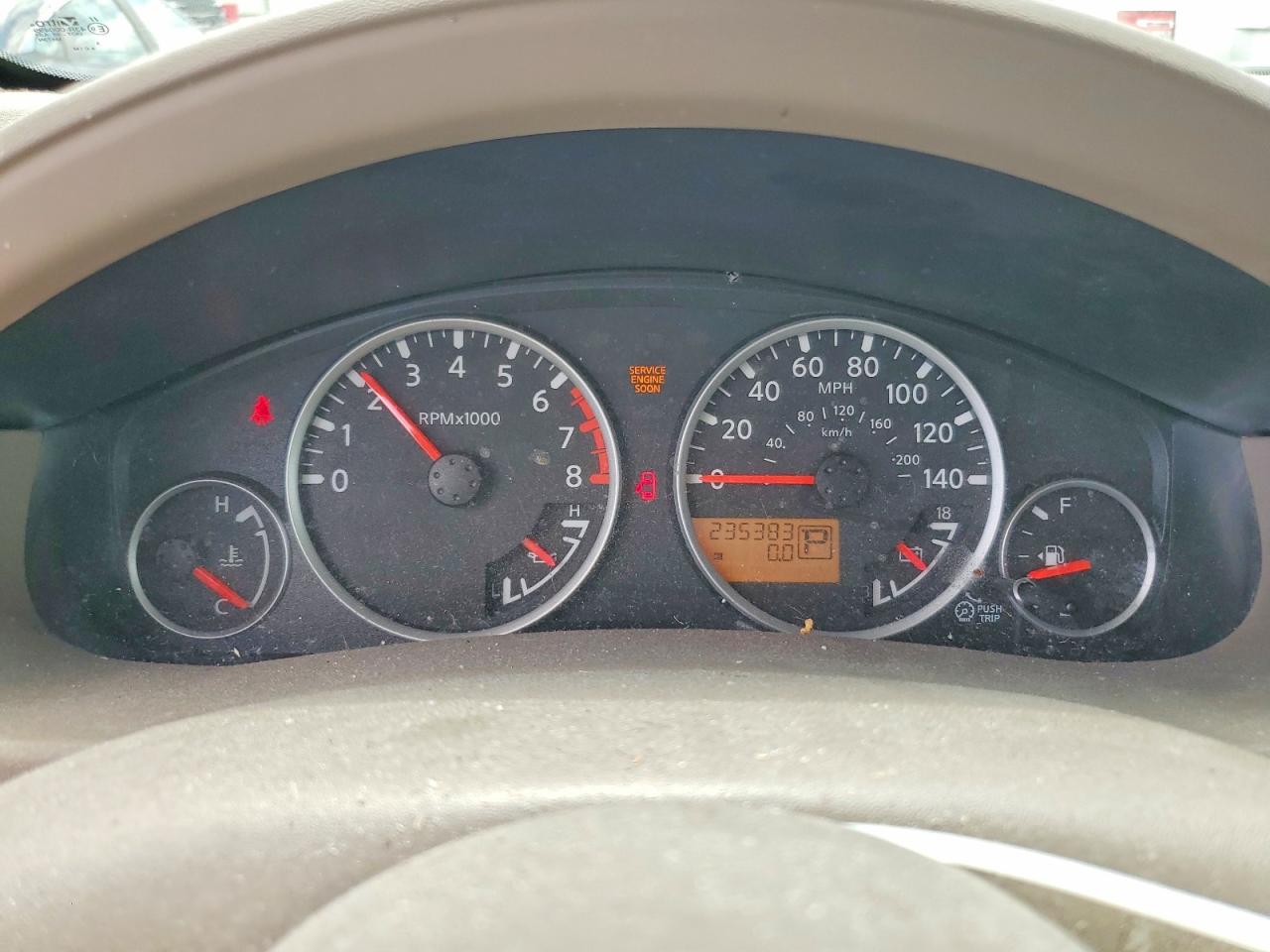 Nissan Pathfinder S