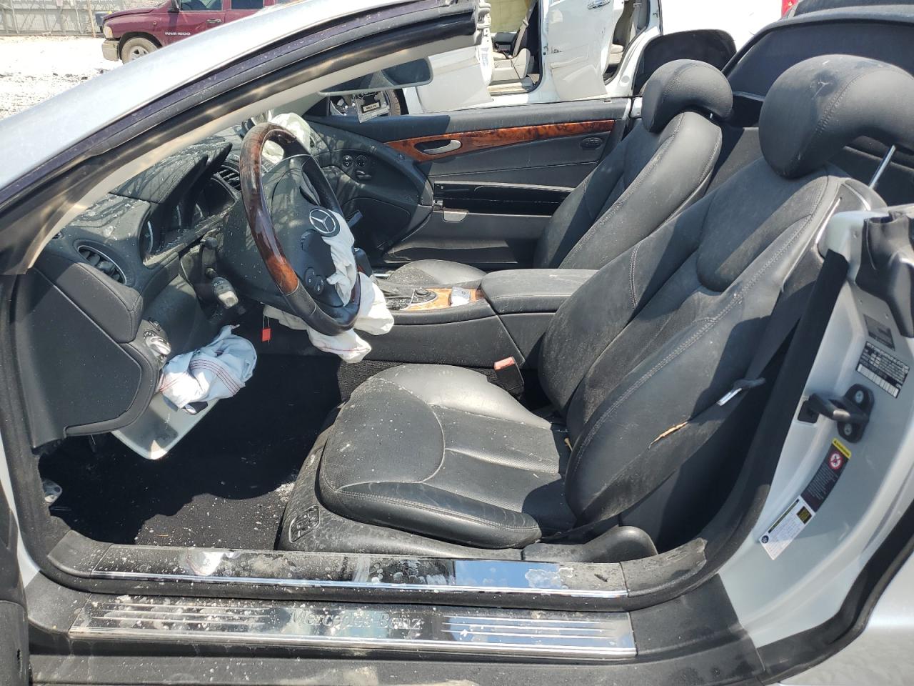 Mercedes-Benz S-Class 550