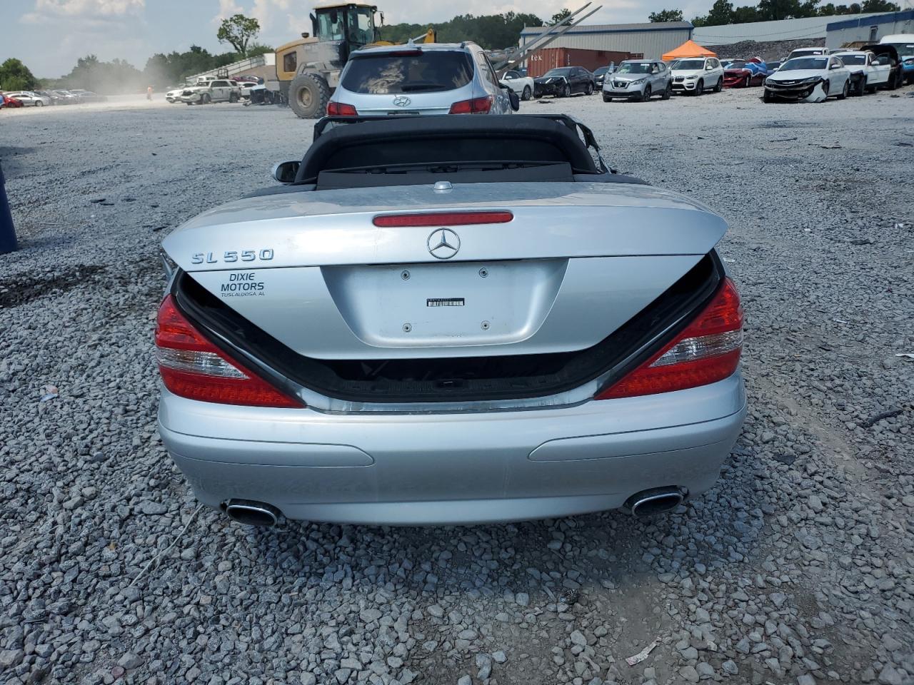 Mercedes-Benz S-Class 550