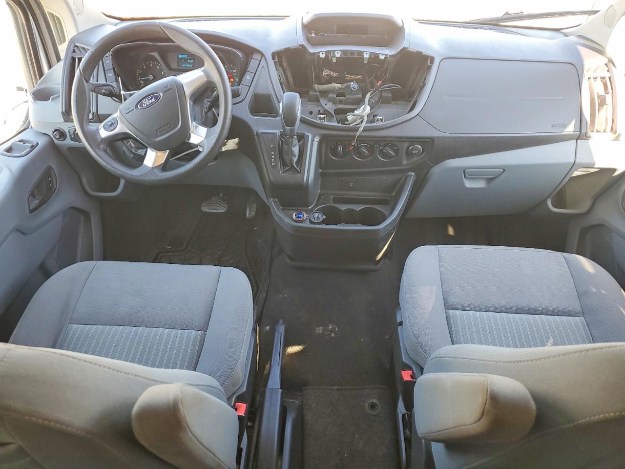 Ford Transit T-150