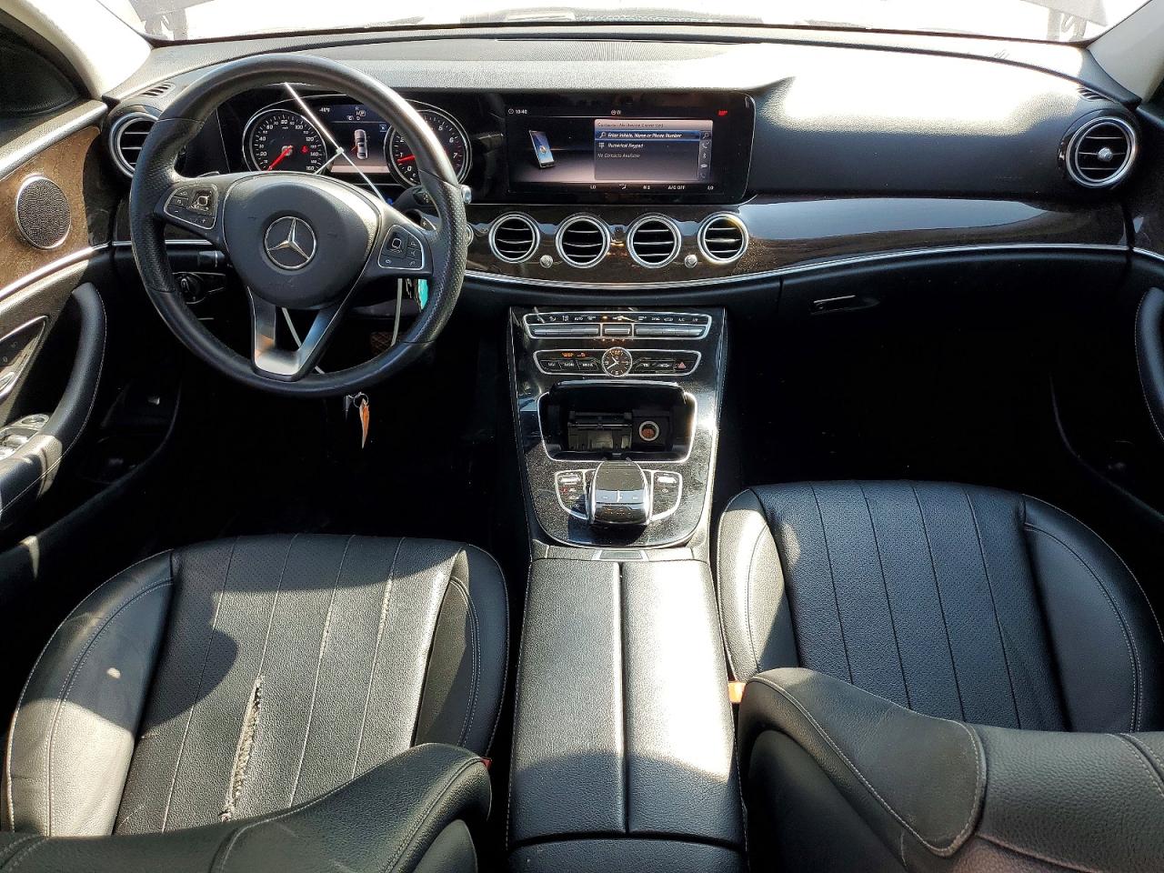 Mercedes-Benz E-Class 300