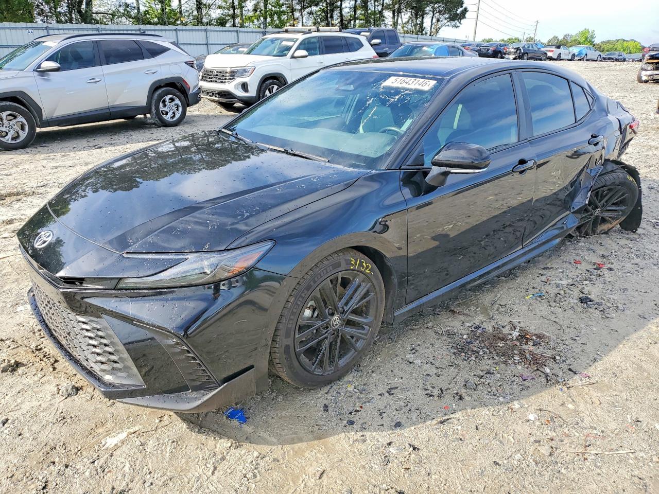 Salvage Toyota Camry Image