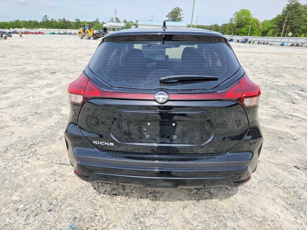 Nissan Kicks S