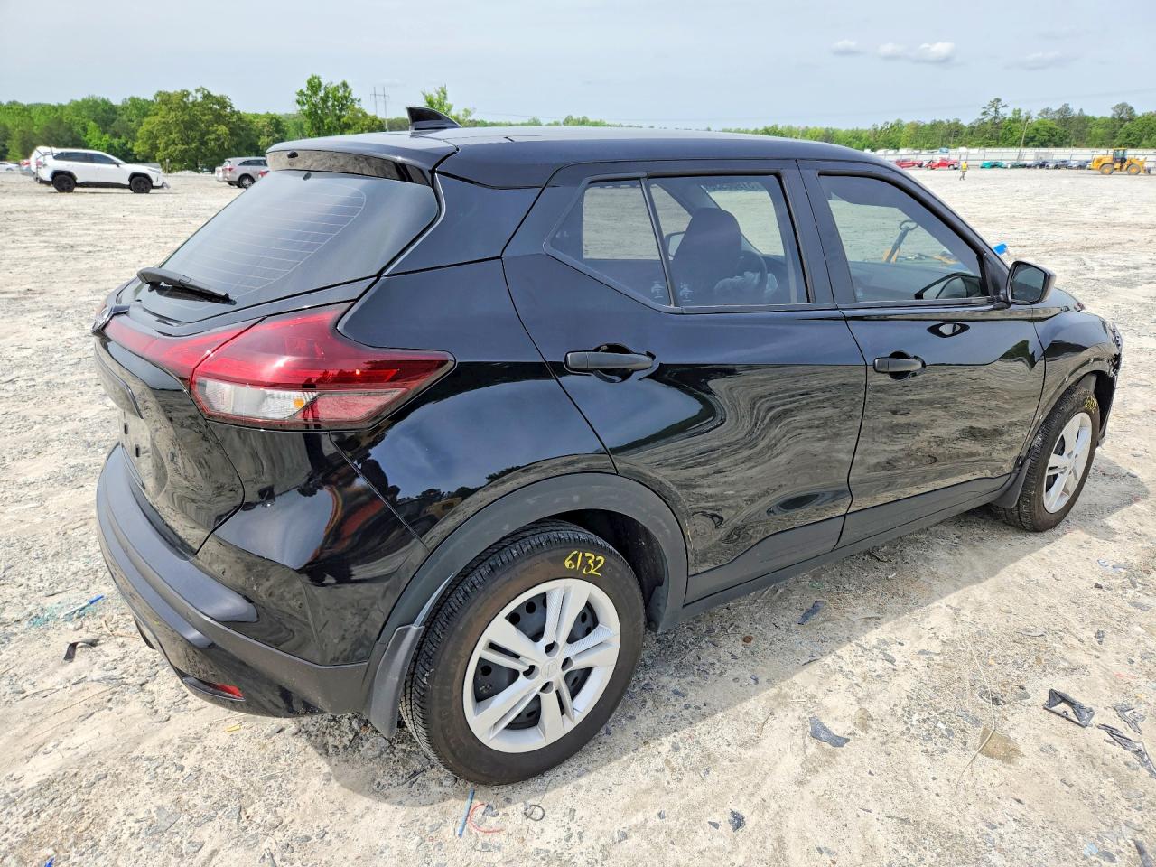 Nissan Kicks S