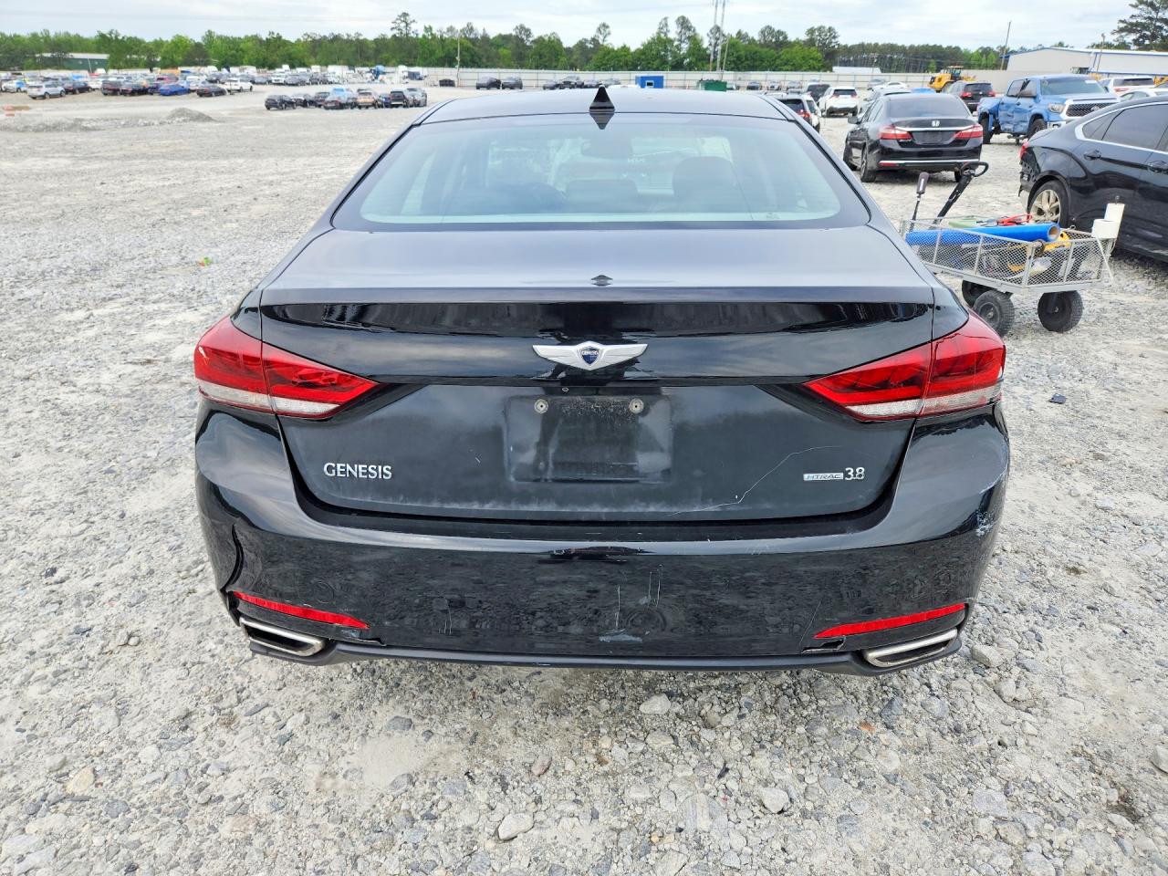 Hyundai Genesis 3.8l