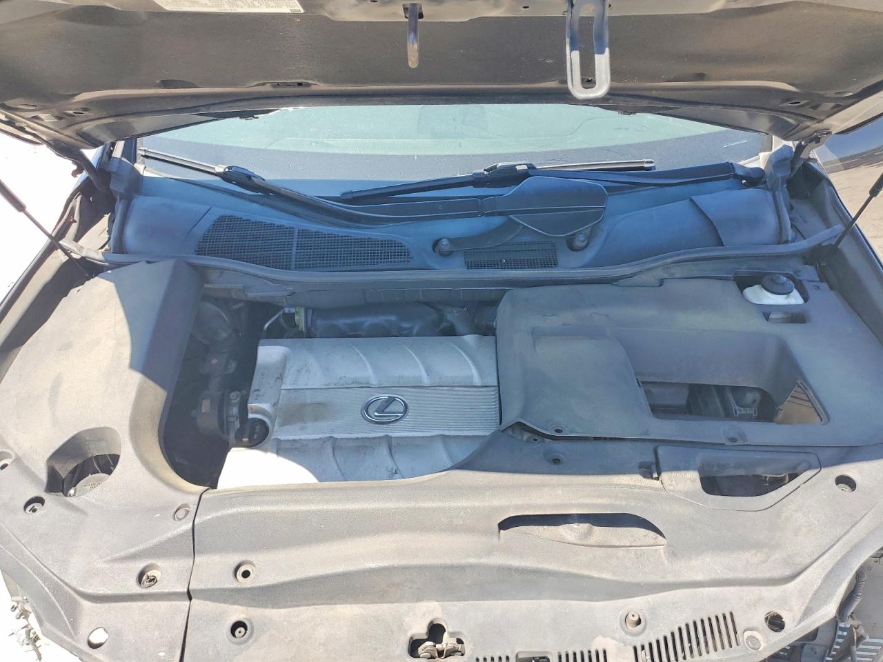 Lexus RX Base