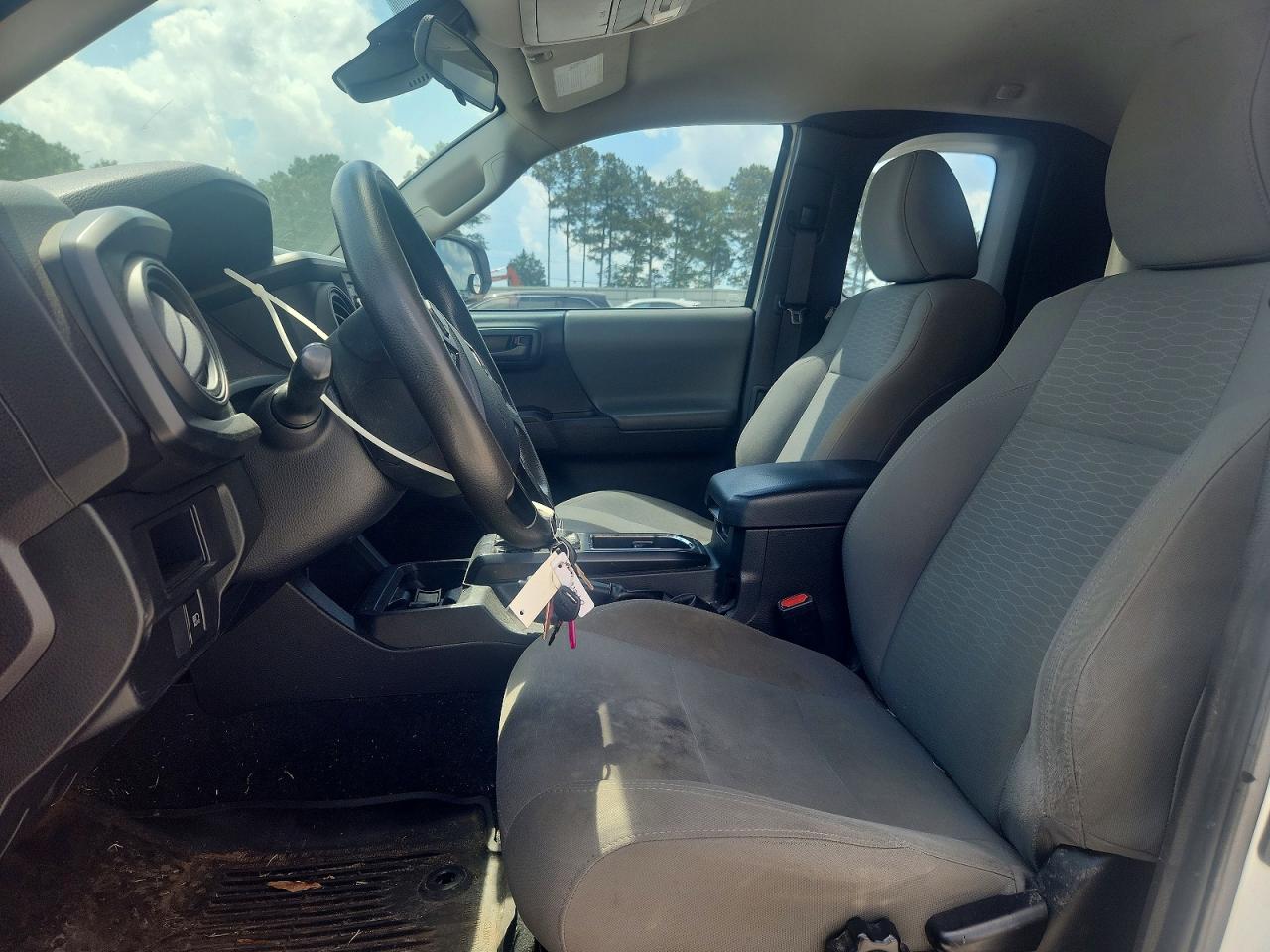 Toyota Tacoma Sr