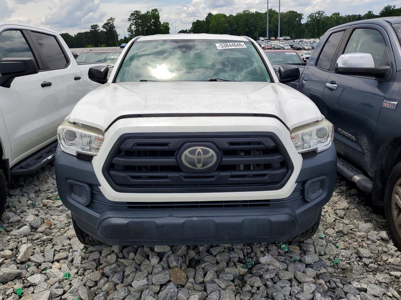 Toyota Tacoma Sr