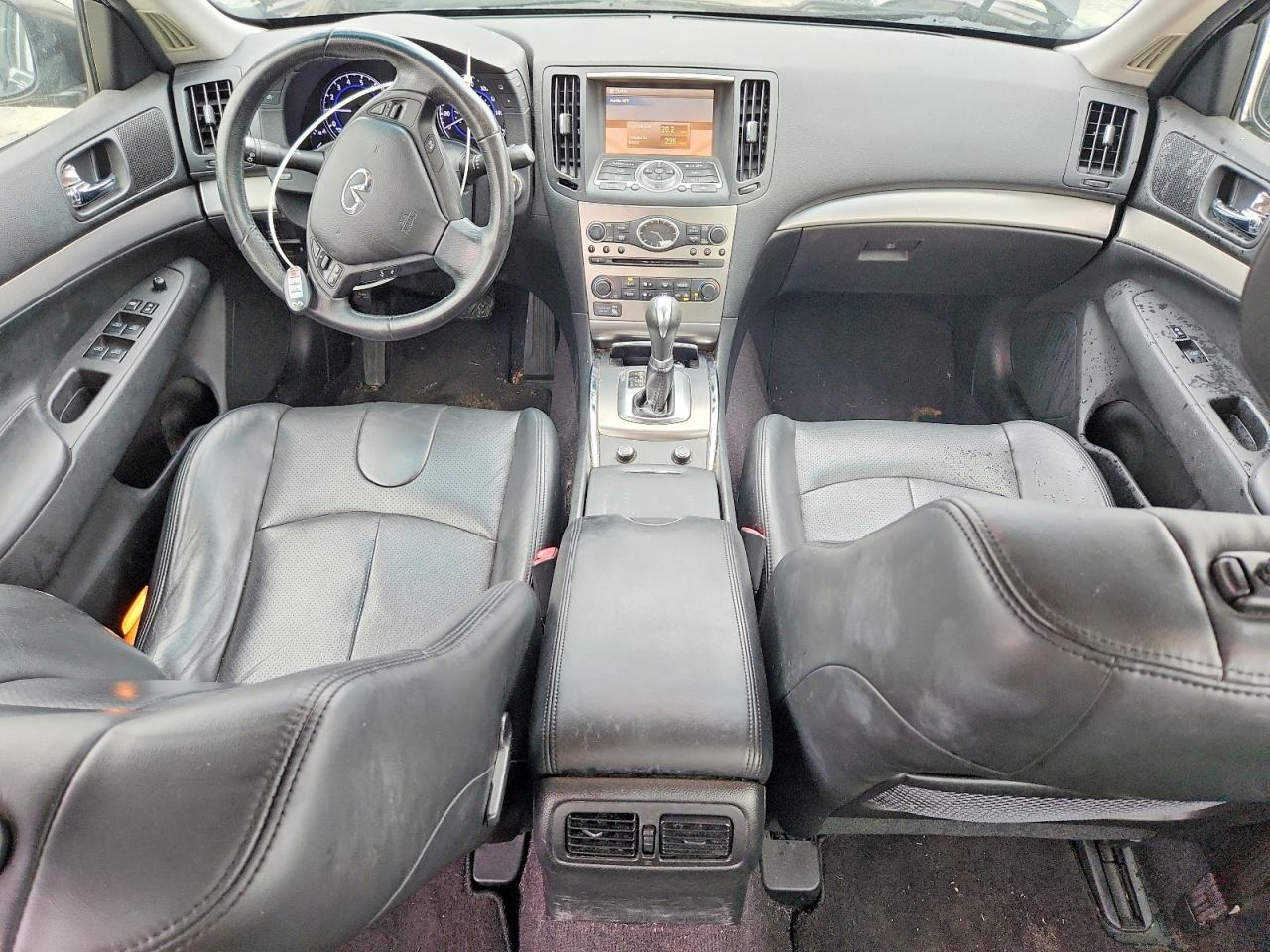 INFINITI Q40 Base