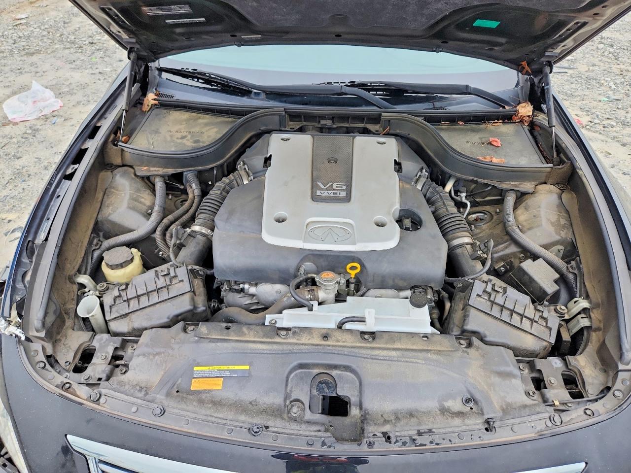 INFINITI Q40 Base