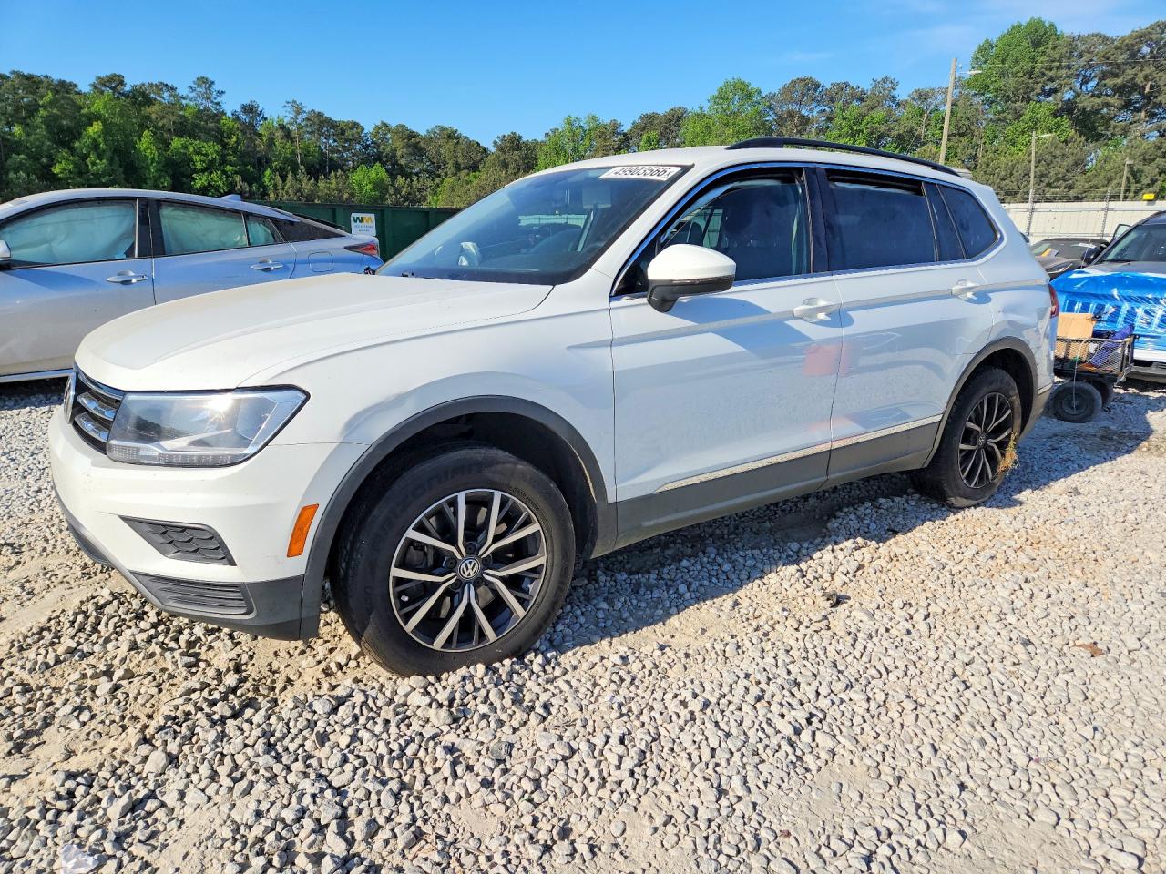 Salvage Volkswagen Tiguan Image
