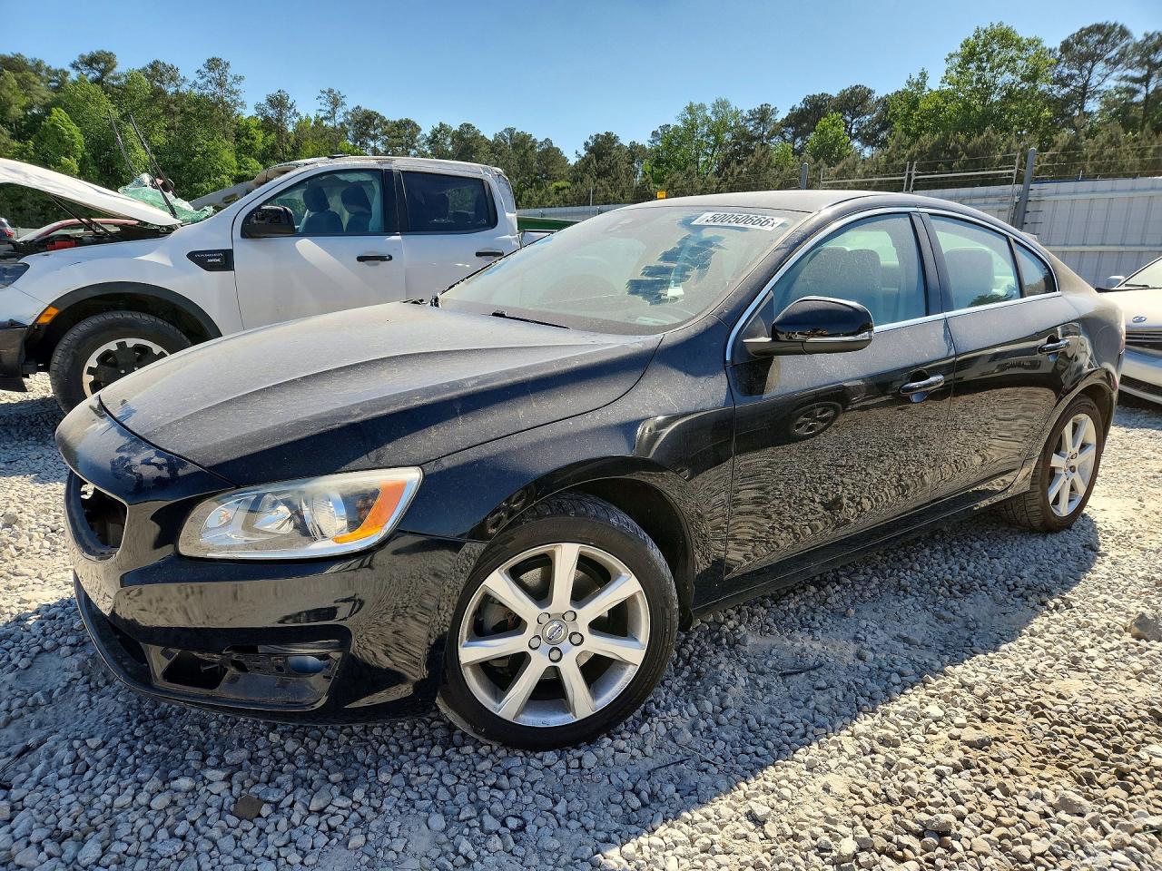 Salvage Volvo S60 Image