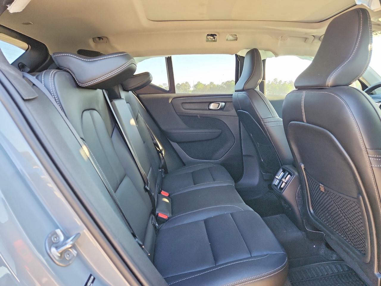 Volvo XC40 Core