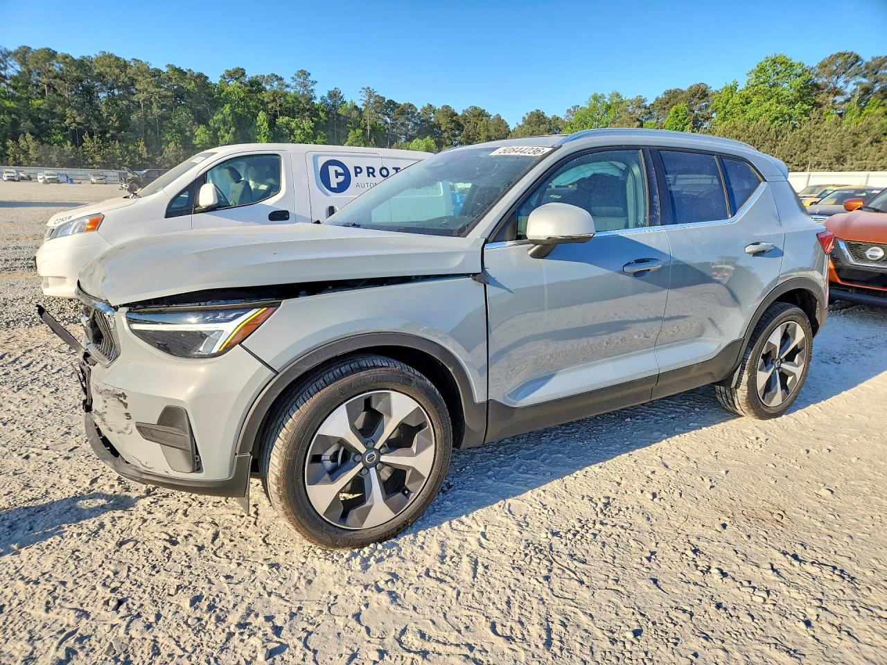 Salvage Volvo XC40 Image