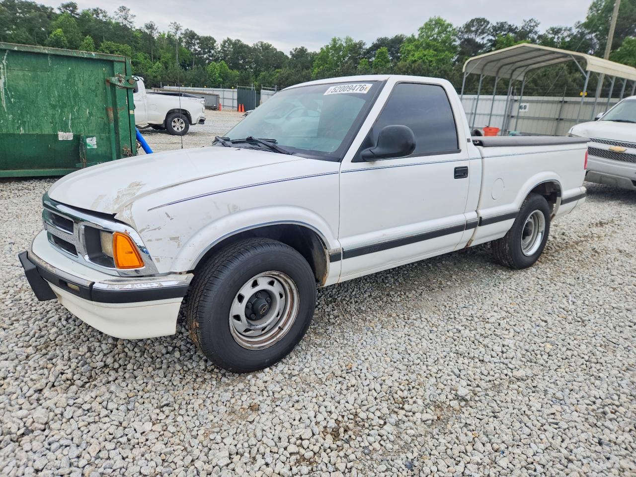 Salvage Chevrolet S-10 Image