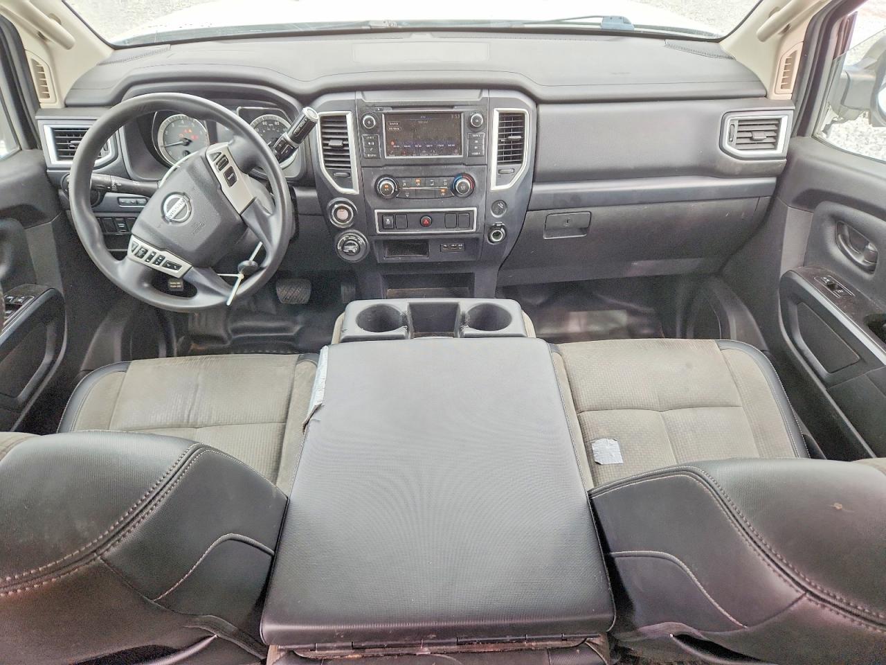 Nissan Titan S