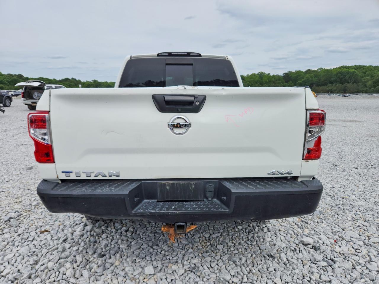 Nissan Titan S