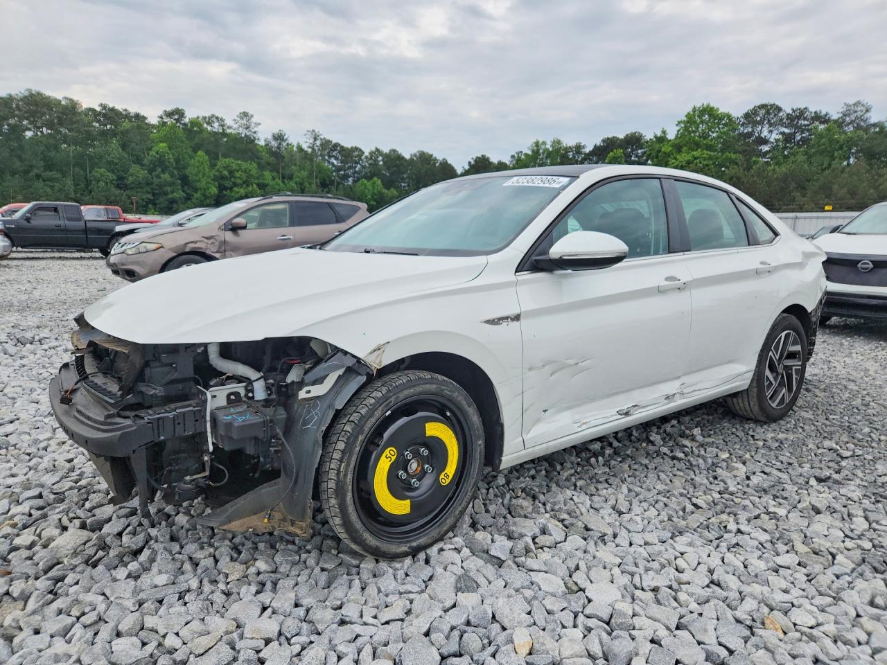 Salvage Volkswagen Jetta Image
