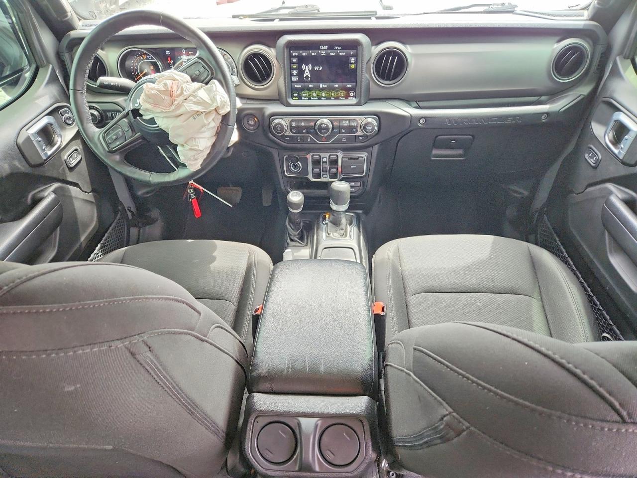 Jeep Wrangler Sport