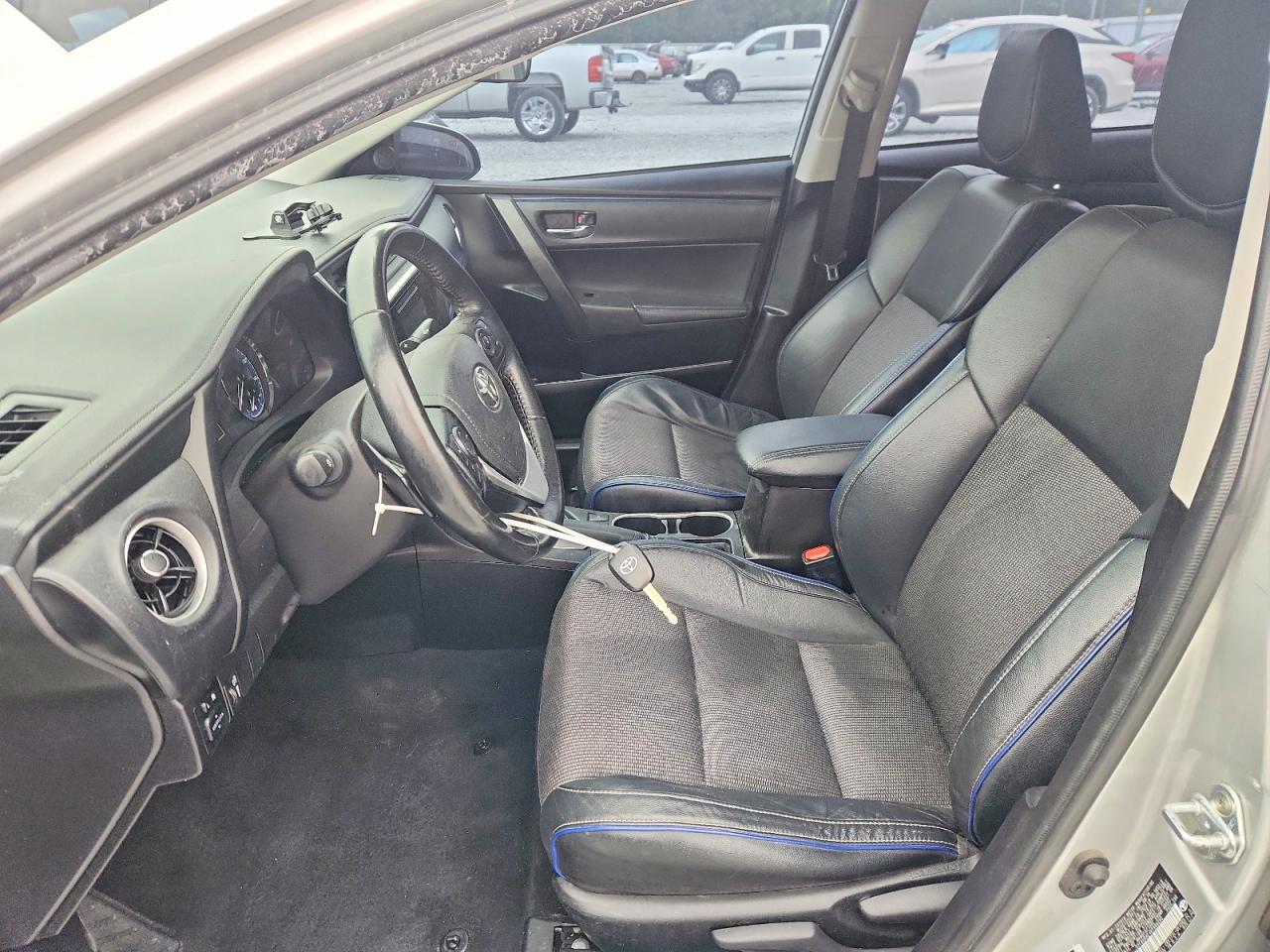 Toyota Corolla Se