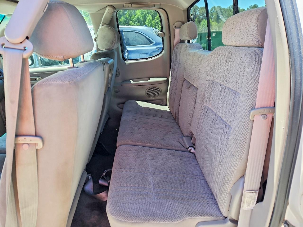 Toyota Tundra Sr5 V8