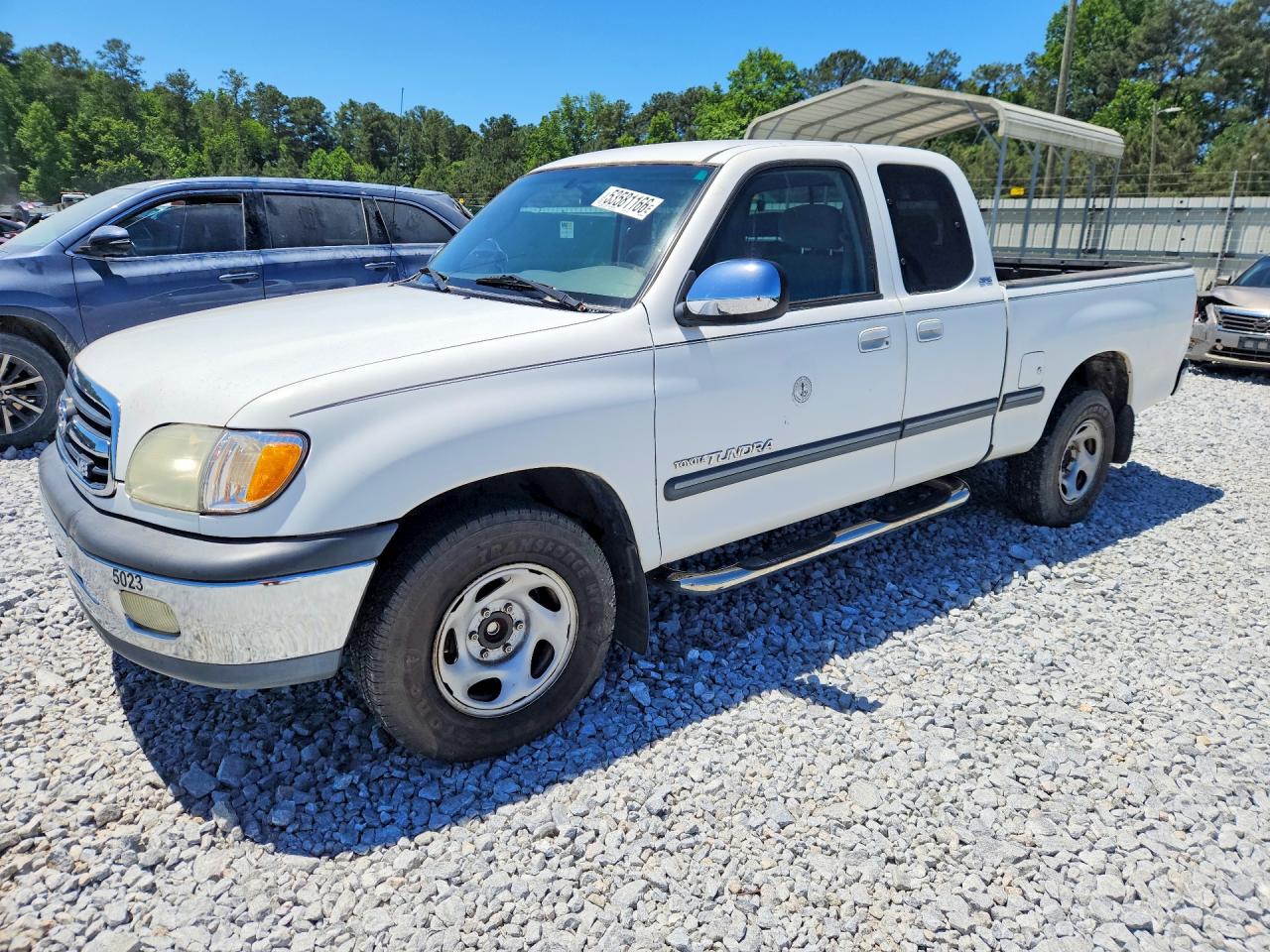Salvage Toyota Tundra Image