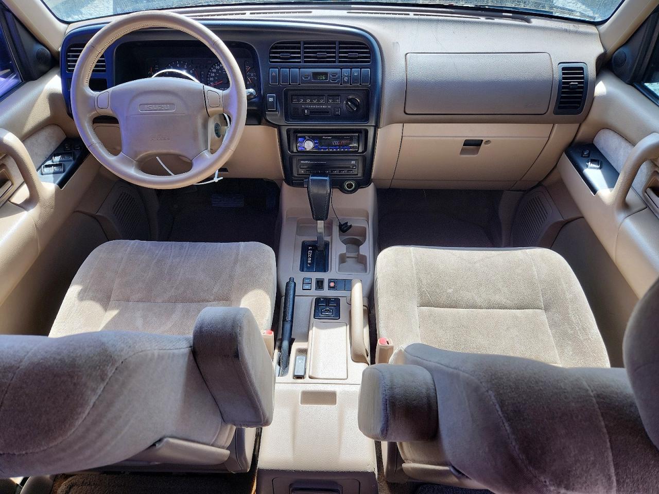 Isuzu Trooper S