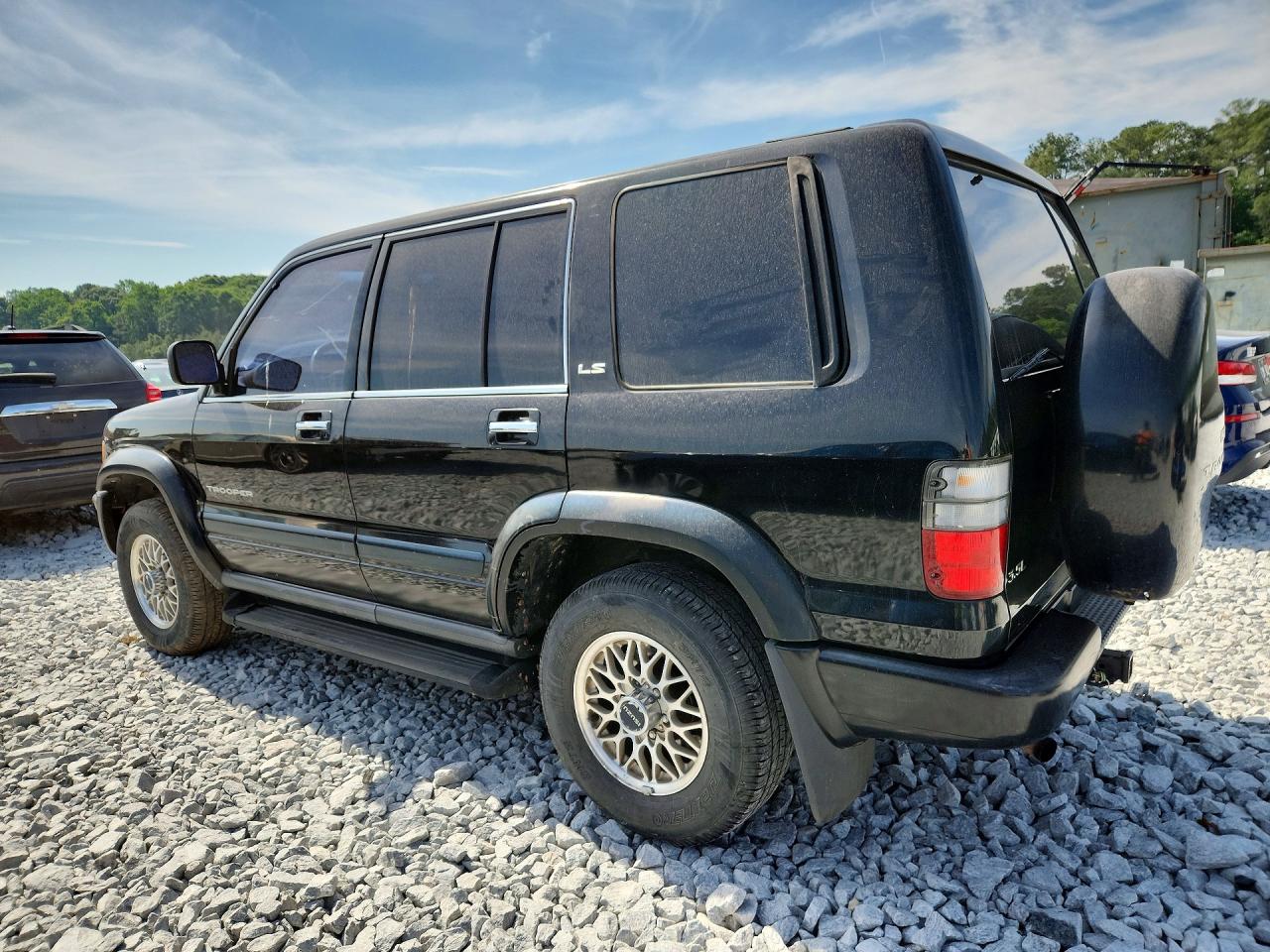 Isuzu Trooper S