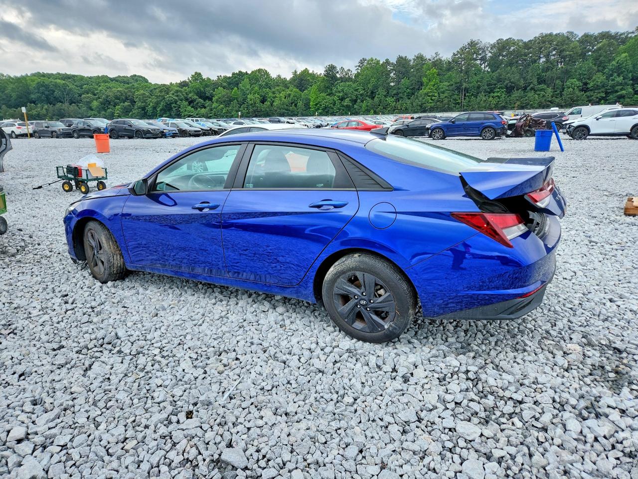 Hyundai ELANTRA Sel