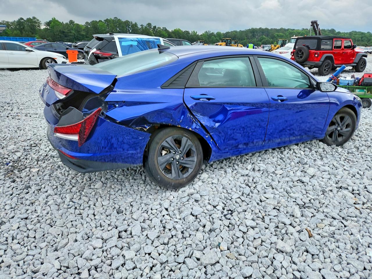 Hyundai ELANTRA Sel