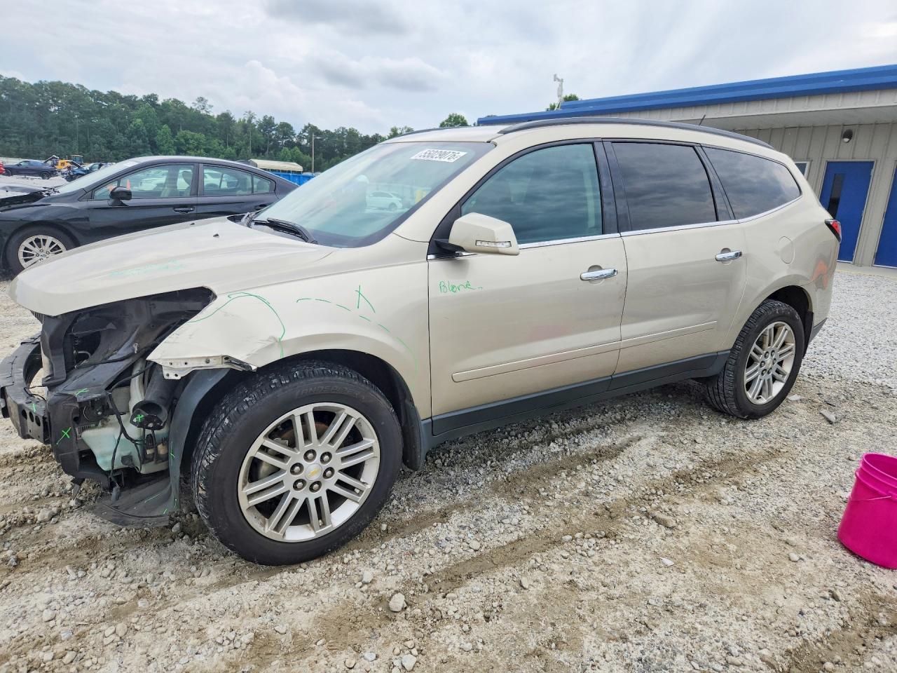 Salvage Chevrolet Traverse Image