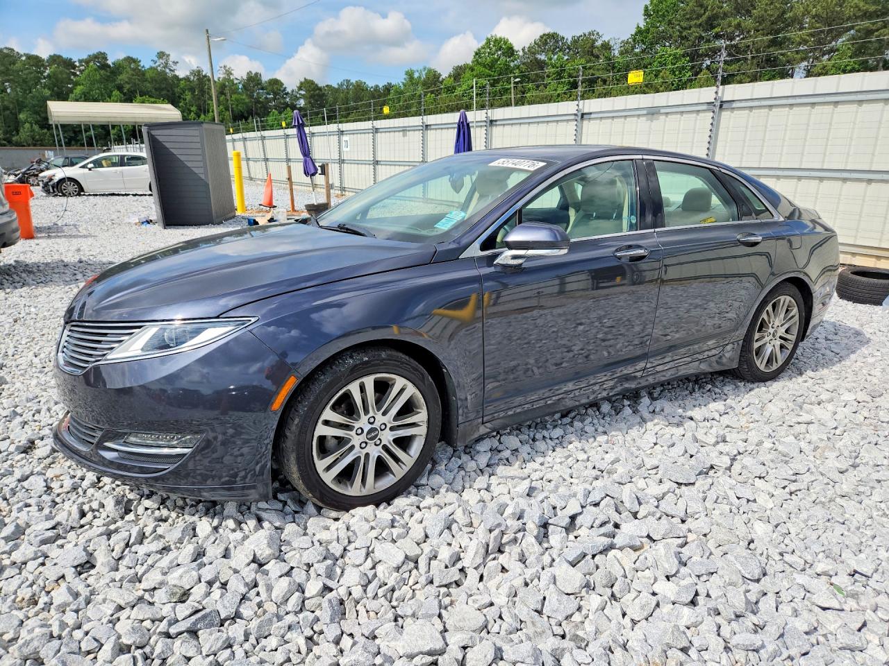 Salvage Lincoln MKZ Image