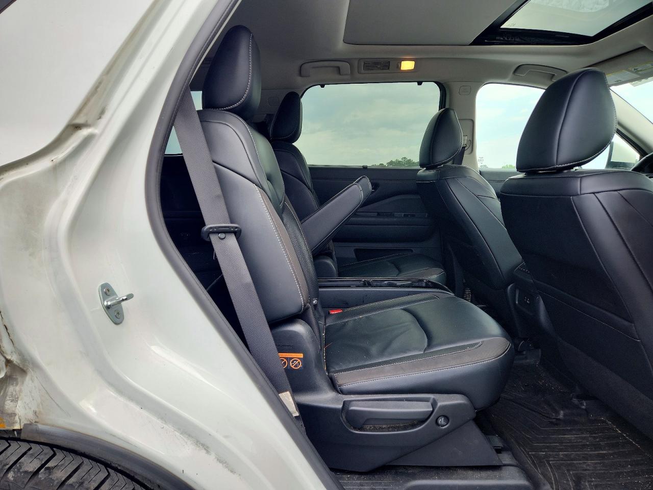 Nissan Pathfinder Sl