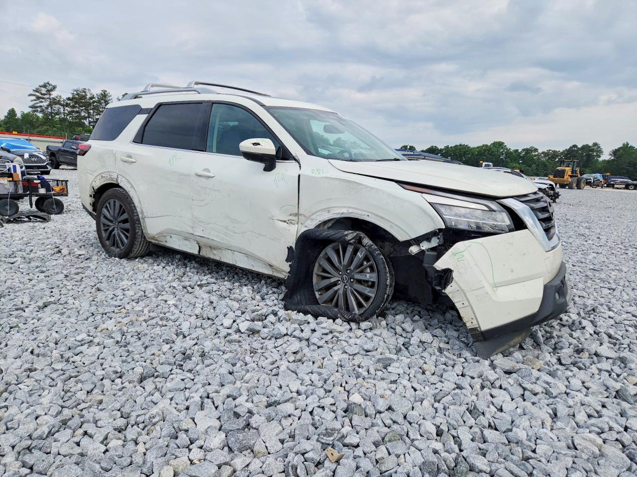 Nissan Pathfinder Sl