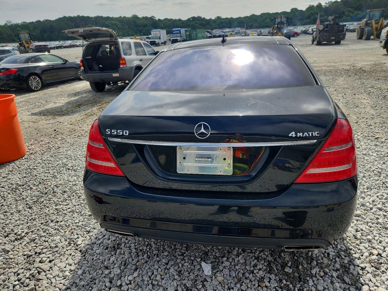 Mercedes-Benz S-Class 550 4matic