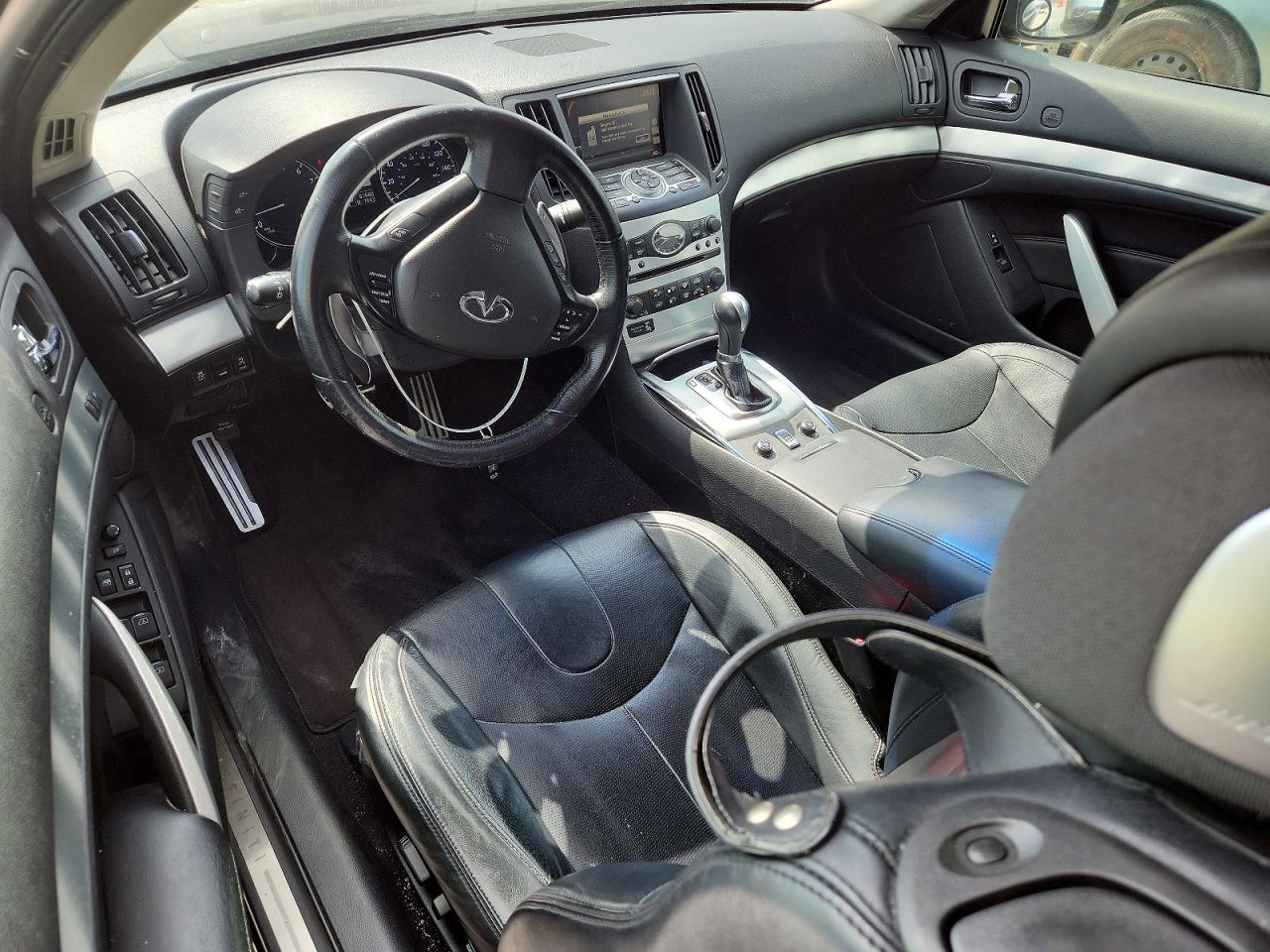 INFINITI G37 Base