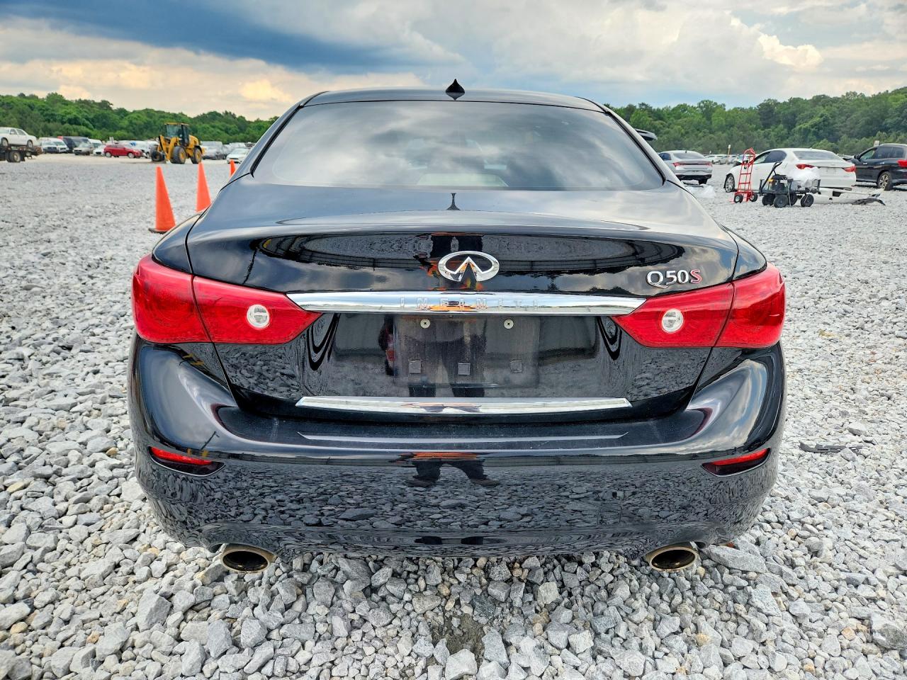 INFINITI Q50 Sport