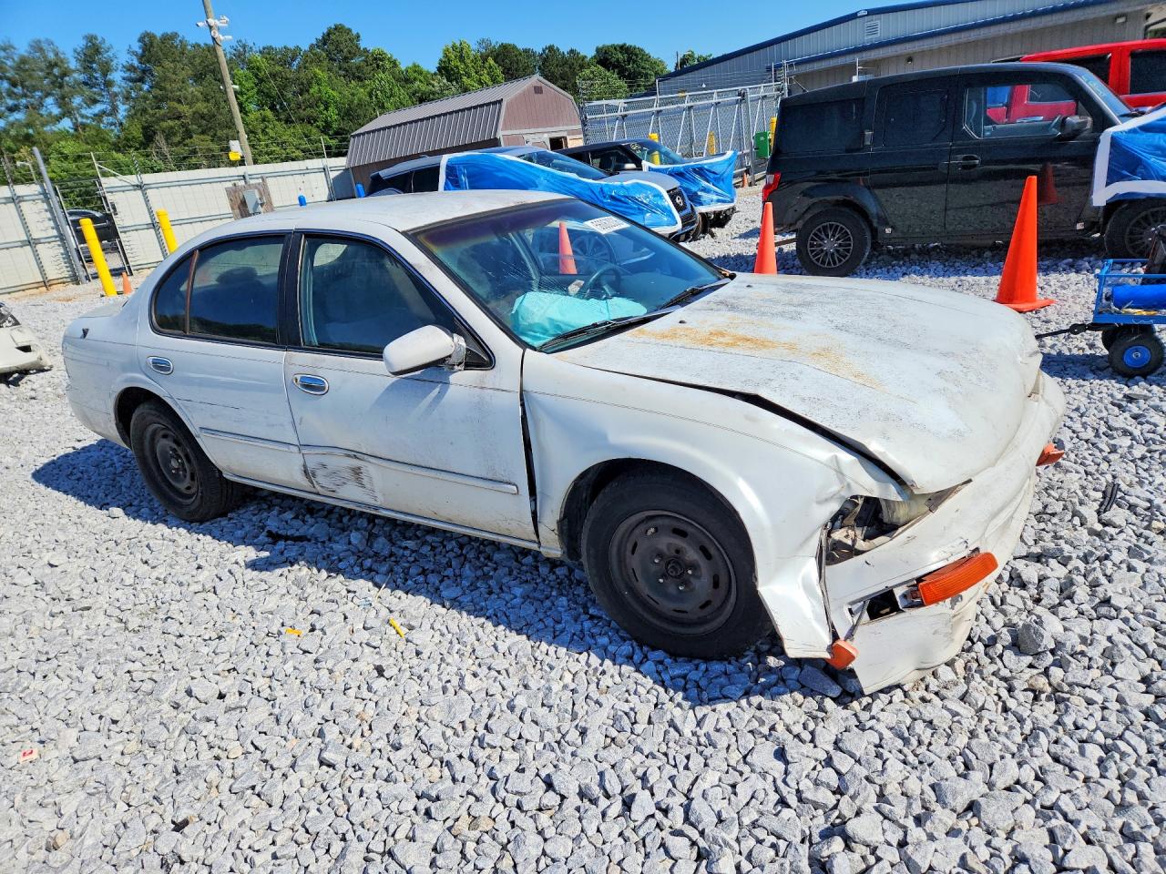 Nissan Maxima Gxe