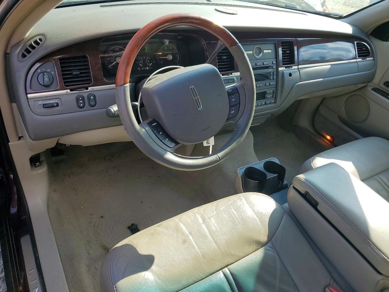 Lincoln Towncar