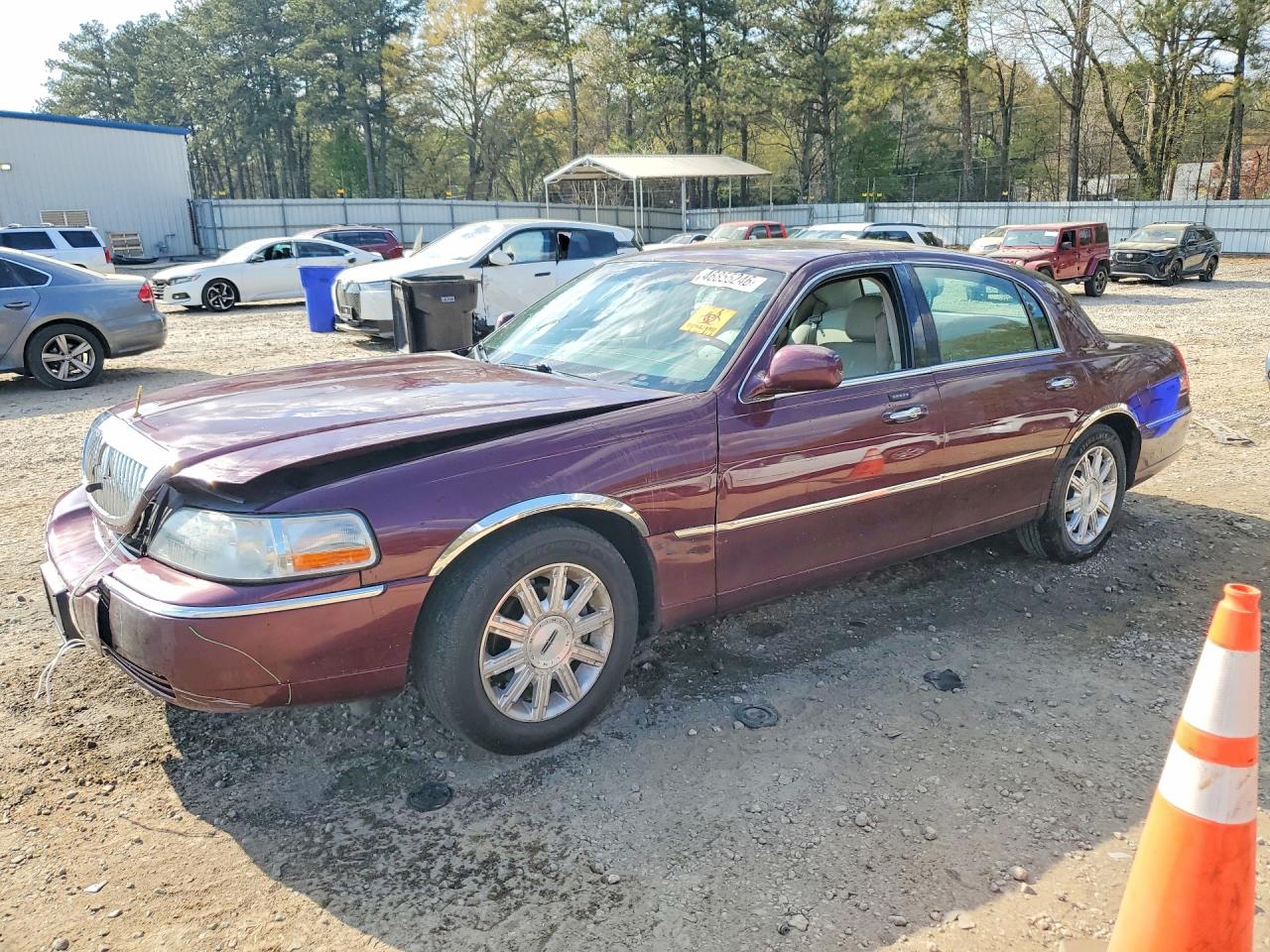 Salvage Lincoln Towncar Image