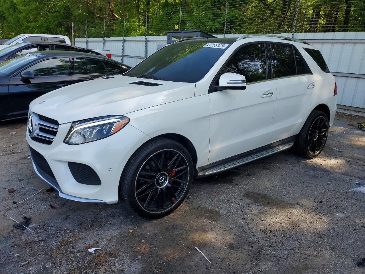 Salvage Mercedes-Benz GLE Image