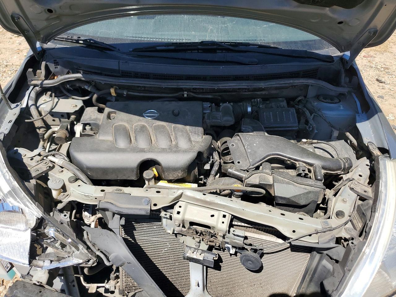 Nissan Versa 1.8 S